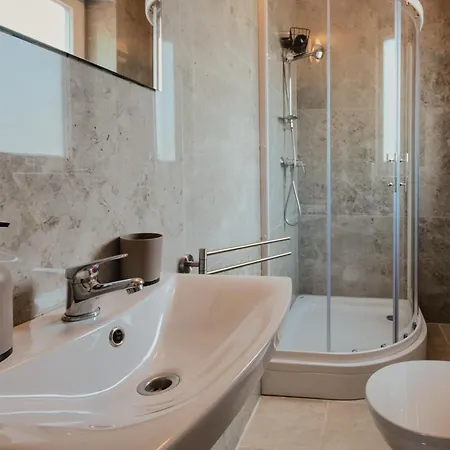 Luxury Apartmán *